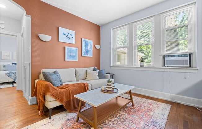 1 bed, 1 bath, 680 sqft, $1,875, Unit 303B