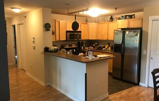 Spacious 2 bed 1 bathroom Condominium
