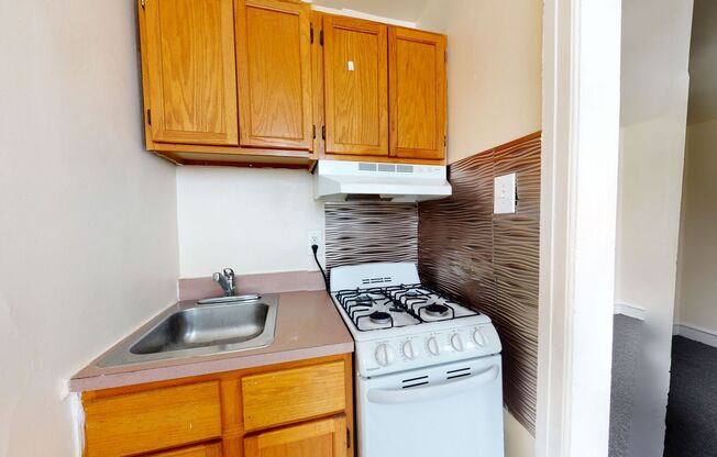 Studio, 1 bath, 252 sqft, $935, Unit 210