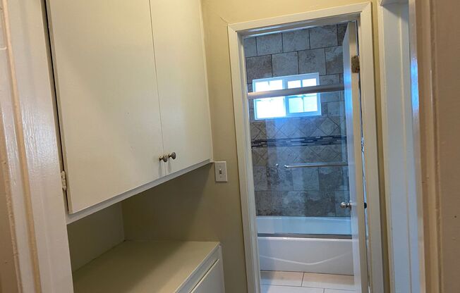 1 bed, 1 bath, 700 sqft, $2,350, Unit 3