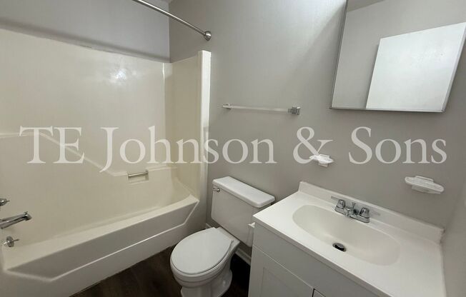 1 bed, 1 bath, $695, Unit 126 Weatherwood 6