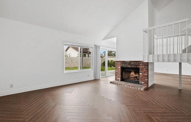 27 Columbus, Irvine: Spacious 2,100 sqft House with 4 Beds & 2.5 Baths