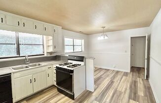 2 beds, 1 bath, $1,100, Unit 3074-A