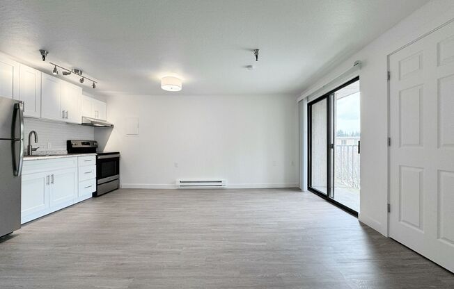 1 bed, 1 bath, 480 sqft, $1,450, Unit 404