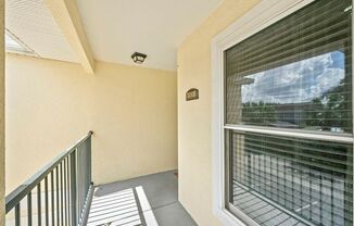 3 beds, 2 baths, $1,950, Unit # #B