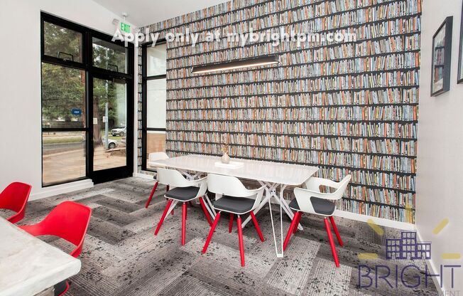 2 beds, 2 baths, 890 sqft, $1,995, Unit 101 - 101-1