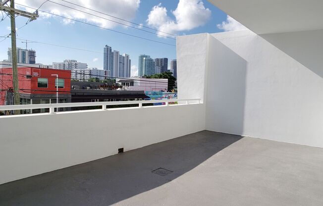 Studio, 1 bath, 800 sqft, $2,700, Unit Unit 206
