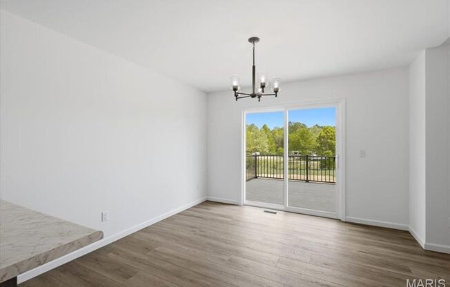 3 beds, 3 baths, 1,323 sqft, $2,400, Unit Rivers Edge Dr - 179