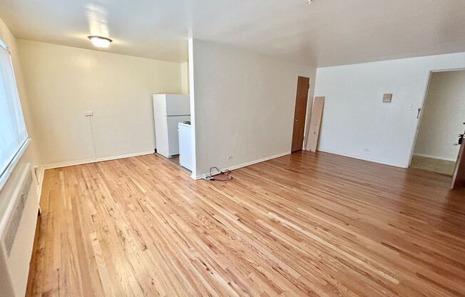 1 bed, 1 bath, 640 sqft, $1,125