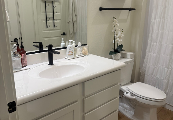 3836 W LDG DR