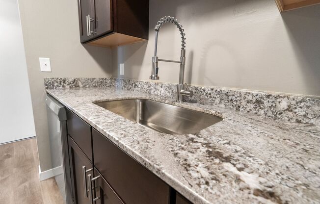 1 bed, 1 bath, 725 sqft, $1,125, Unit 305