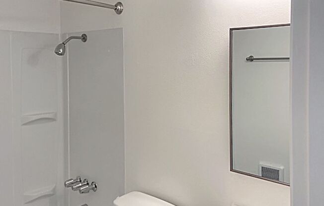 1 bed, 1 bath, 680 sqft, $1,330, Unit 56