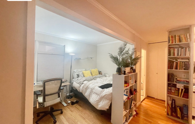 155 E 38 ST