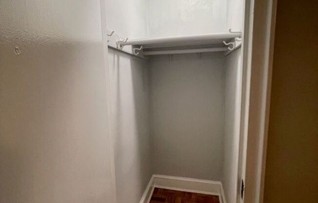 1 bed, 1 bath, 400 sqft, $1,953, Unit 804