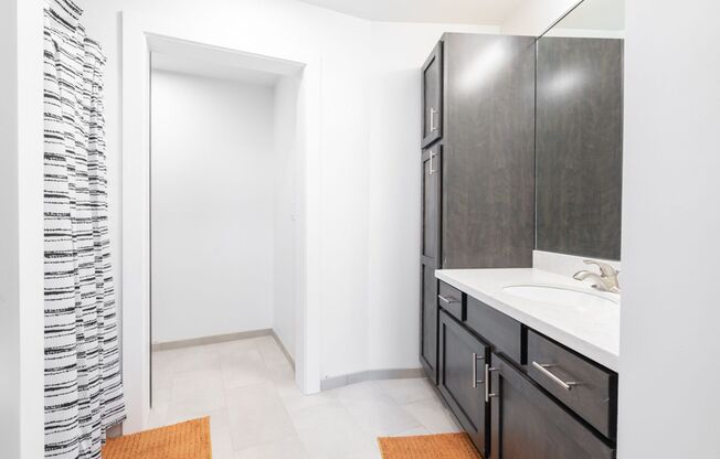 Studio, 1 bath, $1,650, Unit 302