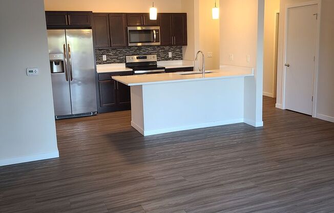 2 beds, 2 baths, 1,130 sqft, $1,825, Unit 206