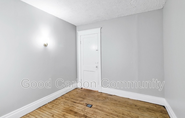 1209 HERTEL AVE