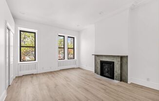 128 MANHATTAN AVE TOWNHOUSE