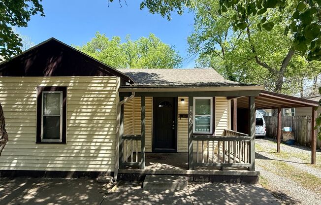 1646 S Greenwood