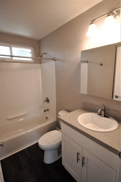 Bathroom |  Pinebrook Apartments | Fremont, CA