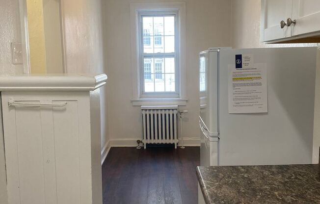 Studio, 1 bath, 308 sqft, $1,250, Unit Bayard Manor 307