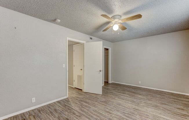 1 bed, 1 bath, 630 sqft, $725, Unit Apartment 6
