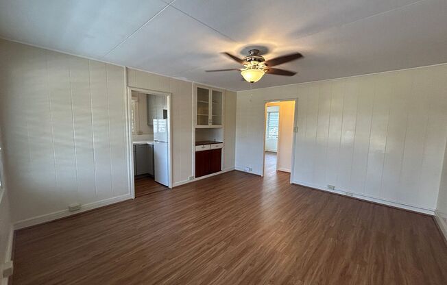 2 beds, 1 bath, $2,200