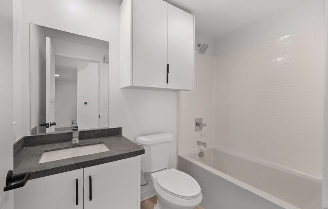 1 bed, 2 baths, 611 sqft, $2,695, Unit Unit 1