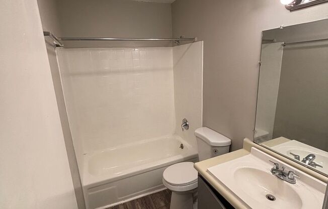 1 bed, 1 bath, 588 sqft, $1,050, Unit 511-307