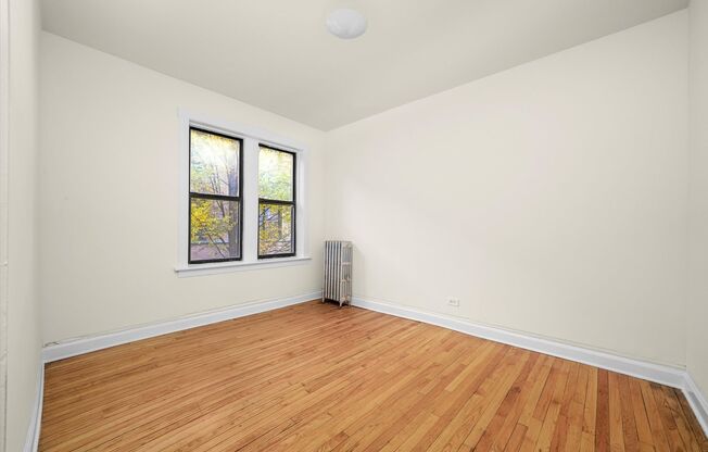 2 beds, 1 bath, 701 sqft, $1,450, Unit 1532-1F