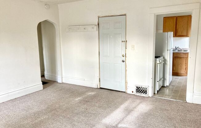 1 bed, 1 bath, $725