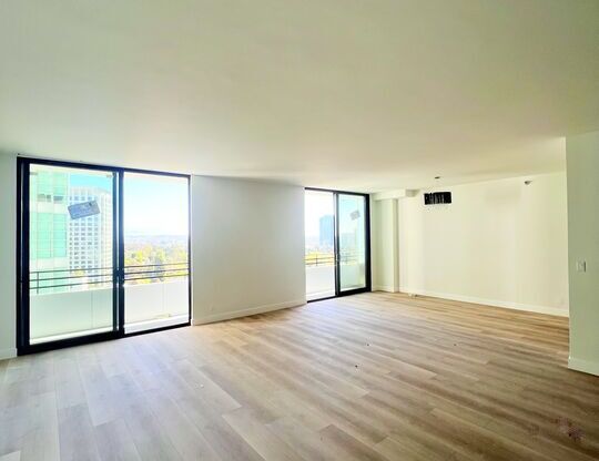 2 beds, 2.5 baths, 2,379 sqft, $7,595, Unit 1405