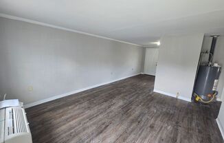 Two bedroom apartment off Colonial Drive