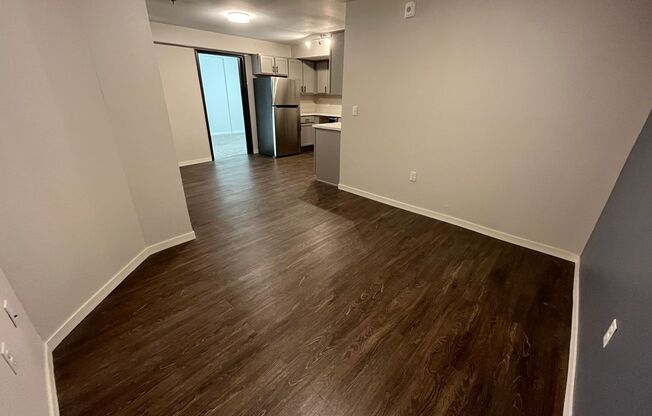 1 bed, 1 bath, 521 sqft, $1,449, Unit 13