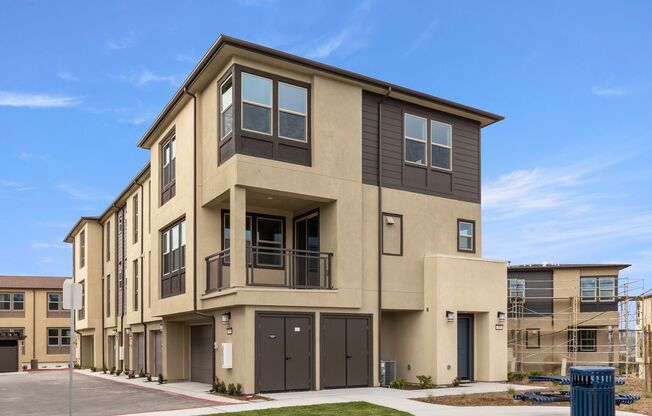 Brand-New 3BR Rental Condo in Oceanside | Solar, Pool & Pet-Friendly