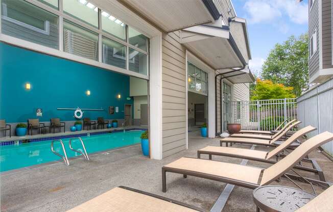 community-pool1100x700