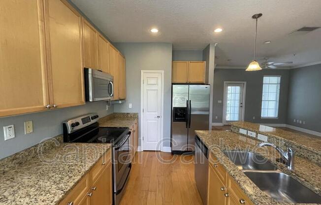 4501 BAYSPRING CT