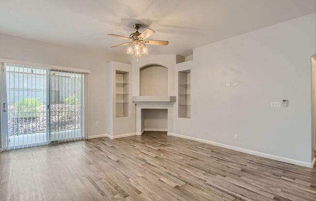 2 Bedroom Townhouse Style Condo in Gated Community in Sunrise Manor!