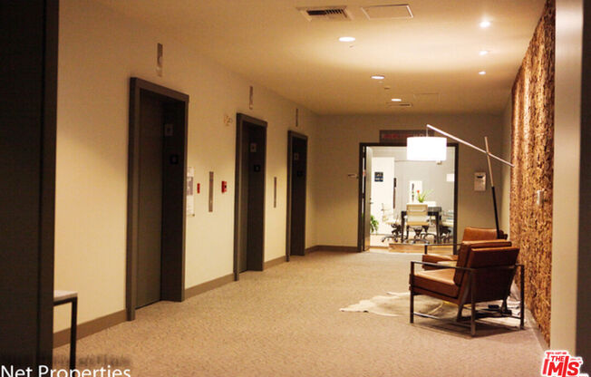 2 beds, 2 baths, 1,010 sqft, $3,100, Unit 1004