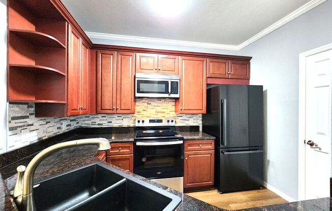 3rd Floor Condo; Gated Community; Resort Style Amenities