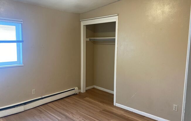 1 bed, 1 bath, 425 sqft, $850, Unit 412YAM-03