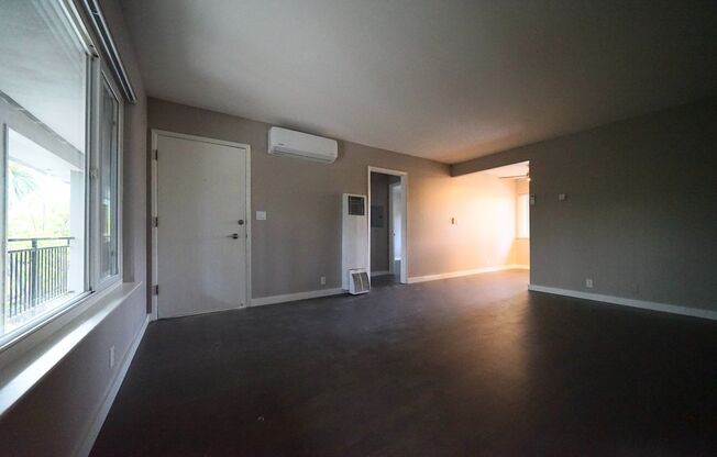 1 bed, 1 bath, 700 sqft, $2,500, Unit 4