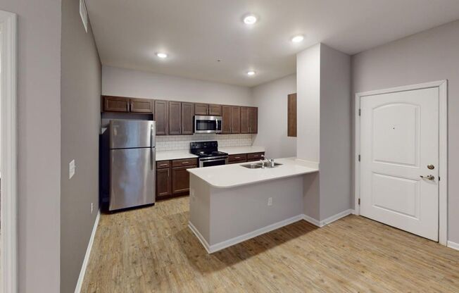 3 beds, 2 baths, 1,175 sqft, $1,899