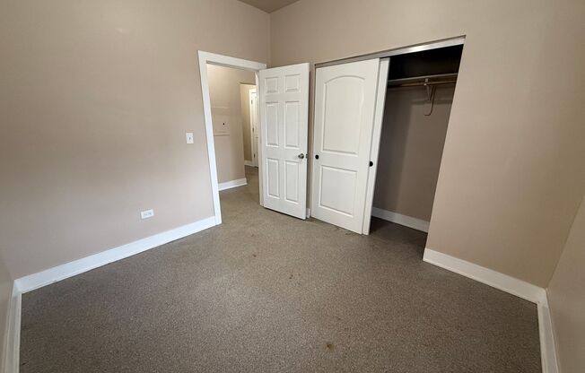 4834 W Adams LLC