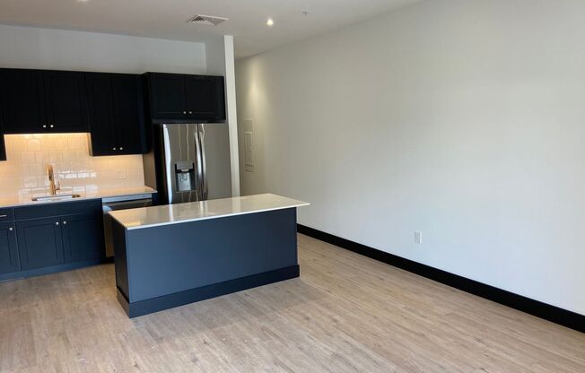 Beautiful two-bedroom apartment at Watermark - downtown Easton