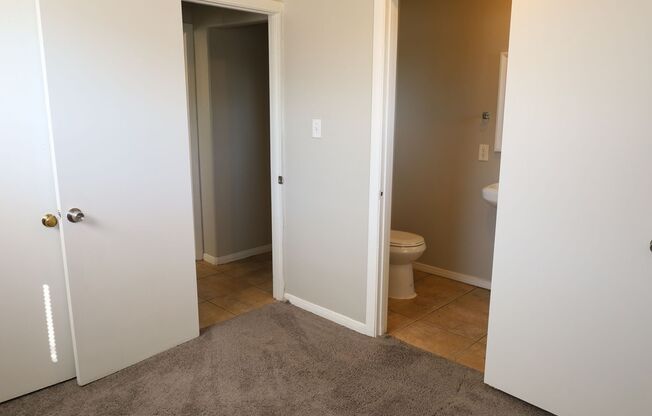 3 beds, 2 baths, $1,650