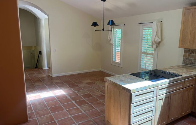 PRICE IMPROVEMENT! $5588 - Amazing North Bay Oasis in coveted area of East Santa Rosa w/outdoor pool and hot tub