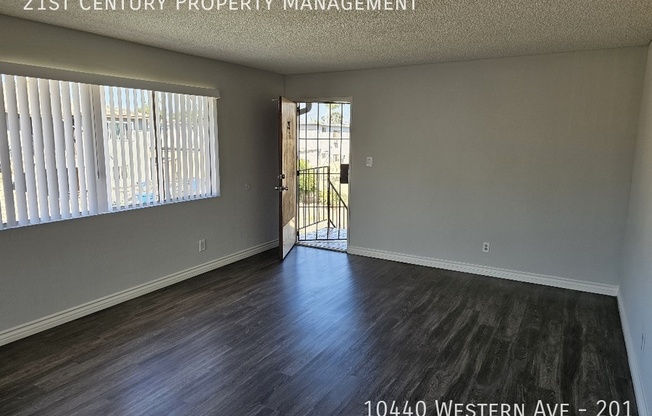 10440 WESTERN AVE
