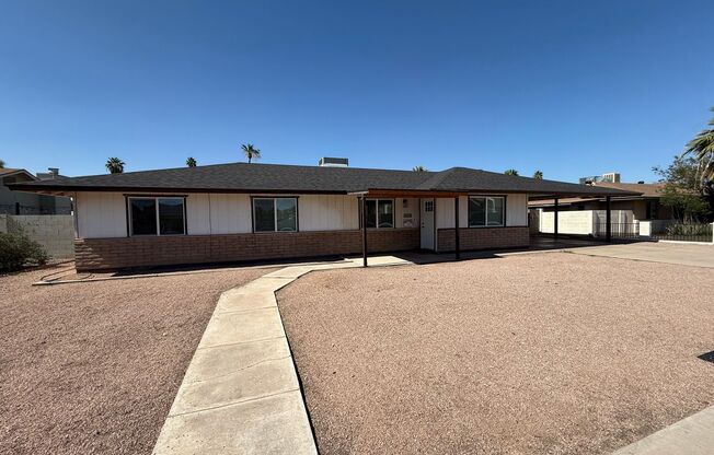 5 Bedroom 3 Bathroom- Mill & Baseline