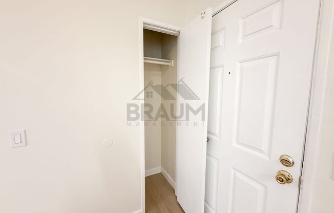 2 beds, 2 baths, 1,000 sqft, $2,450, Unit 215
